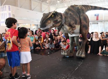Jurassic Extreme at Memorial City Mall 2016