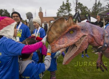 jurassic-extreme-dilophosaurus-walking-dinosaur-costume-in-houston-4