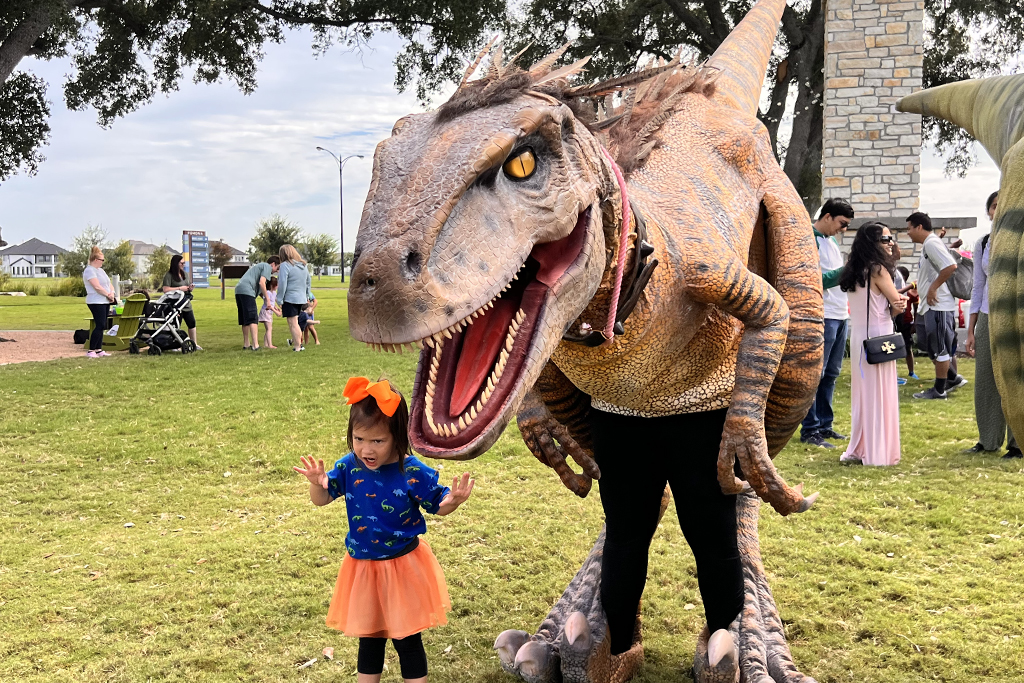 Jurassic Extreme - Dinosaur for Public Events in Houston